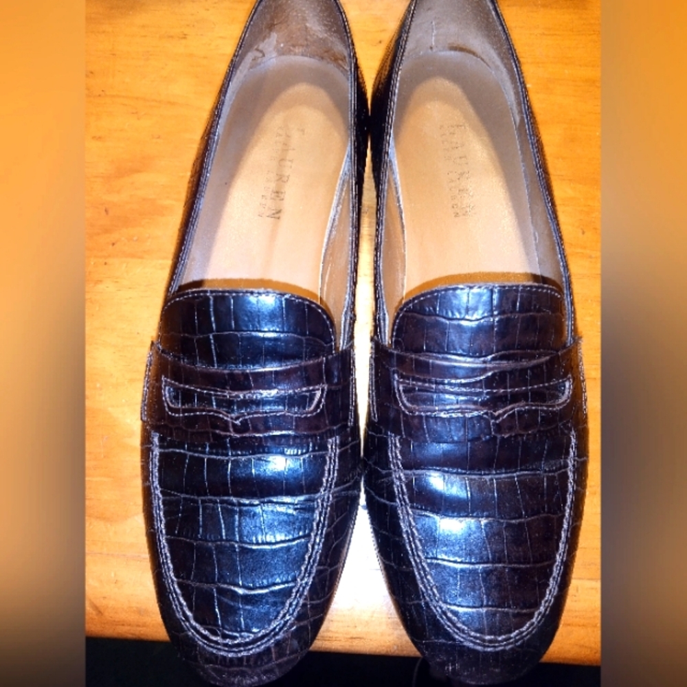 EUC LAUREN BY RALPH LAUREN BROWN LEATHER SLIP ON LOAFERS WOMENS SIZE 8B